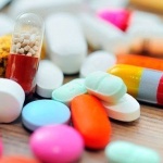 8 недорогих лекарств, которые нужно всегда носить с собой
