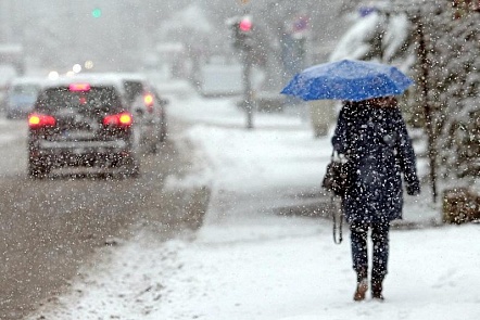 В Ростове прогнозируют снег с дождем и сильный ветер