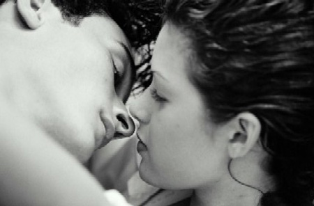 Поцелуй Парня И Девушки В Губы Фото